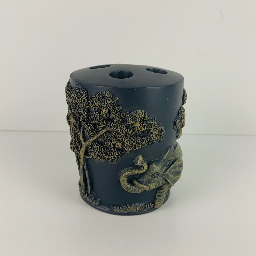 Brand New Navy Blue & Taupe safari themed toothbrush holder